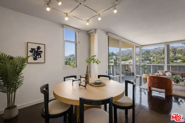 $1,075,000 | 4455 Los Feliz Boulevard, Unit 708, Los Angeles, CA 90027