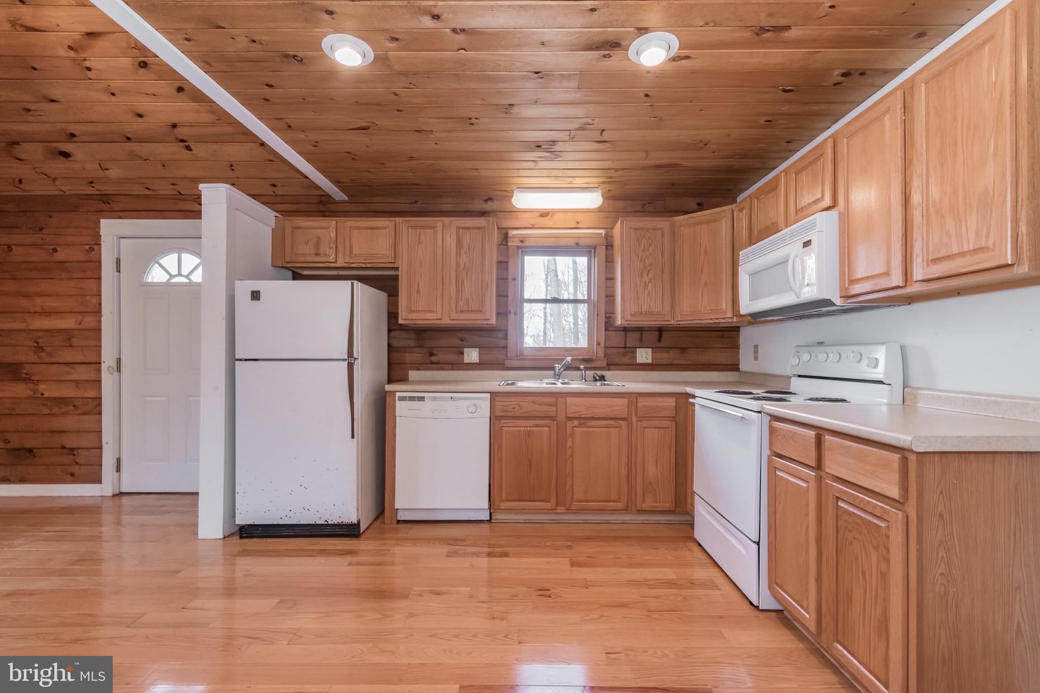 261 Boiling Springs Gerrardstown, WV 25420 - Photo 13 of 34