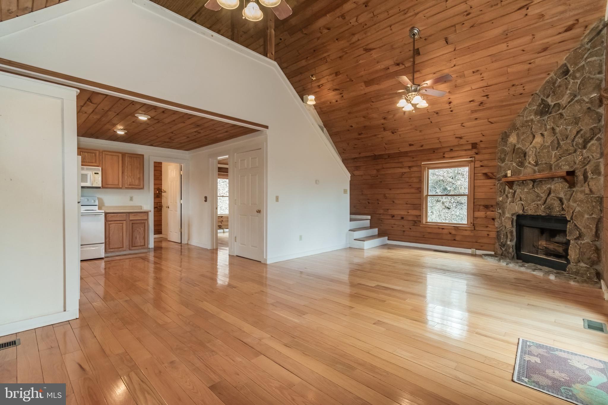 261 Boiling Springs Gerrardstown, WV 25420 - Photo 7 of 34