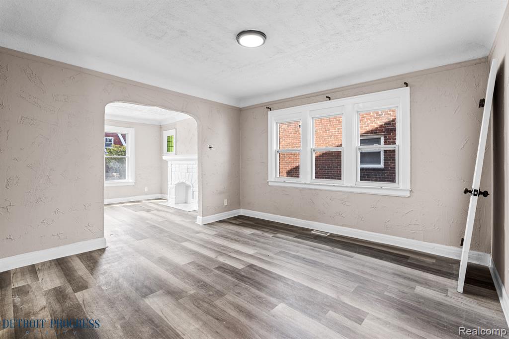 15420 Appoline Street Detroit, MI 48227 - Photo 5 of 45