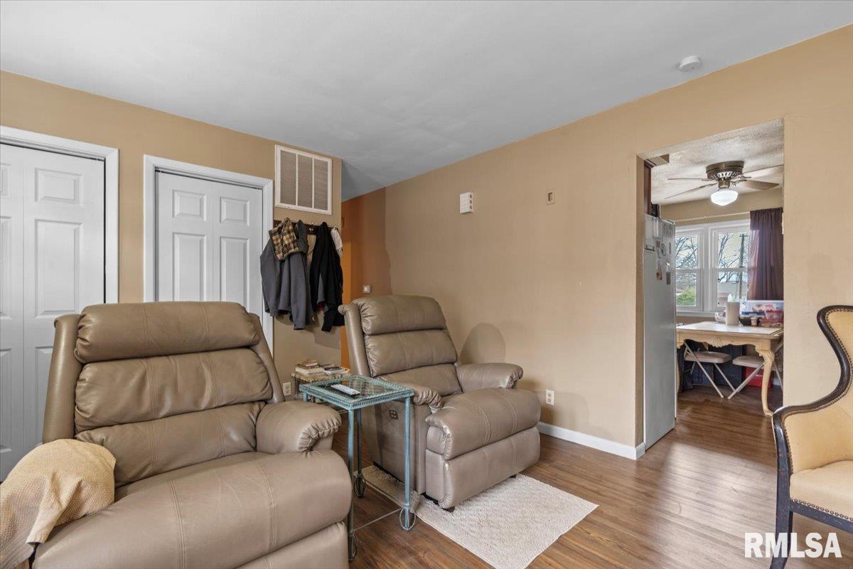809 North Patton Avenue Springfield, IL 62702 - Photo 6 of 22