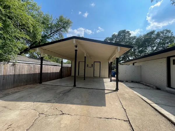 $1,600 | 1403 Braes Ridge Drive, Unit B, Austin, TX 78723