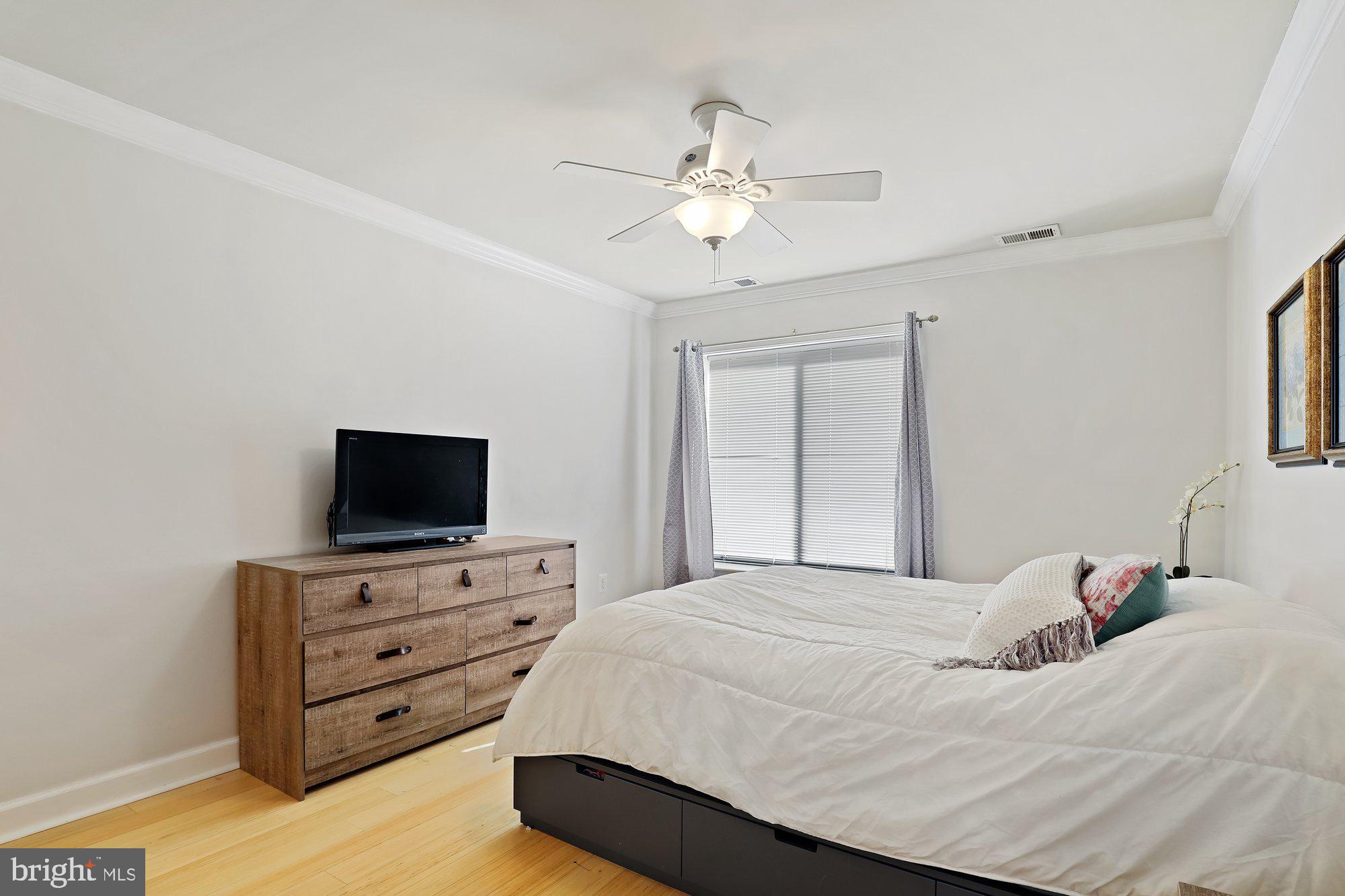 2570 Riva Road, Unit 6C Annapolis, MD 21401 - Photo 18 of 27 Primary bedroom features upgraded flooring
