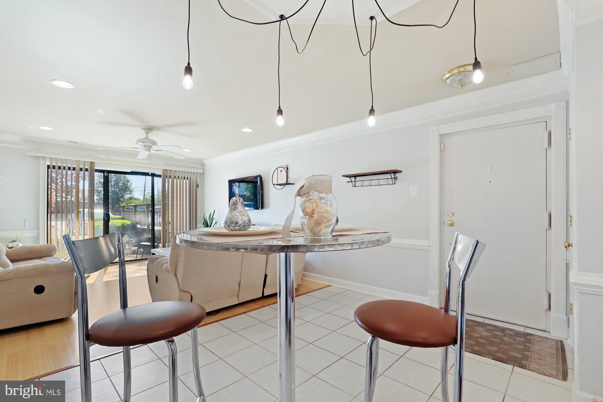 2570 Riva Road, Unit 6C Annapolis, MD 21401 - Photo 6 of 27 Open concept, with views into the living area