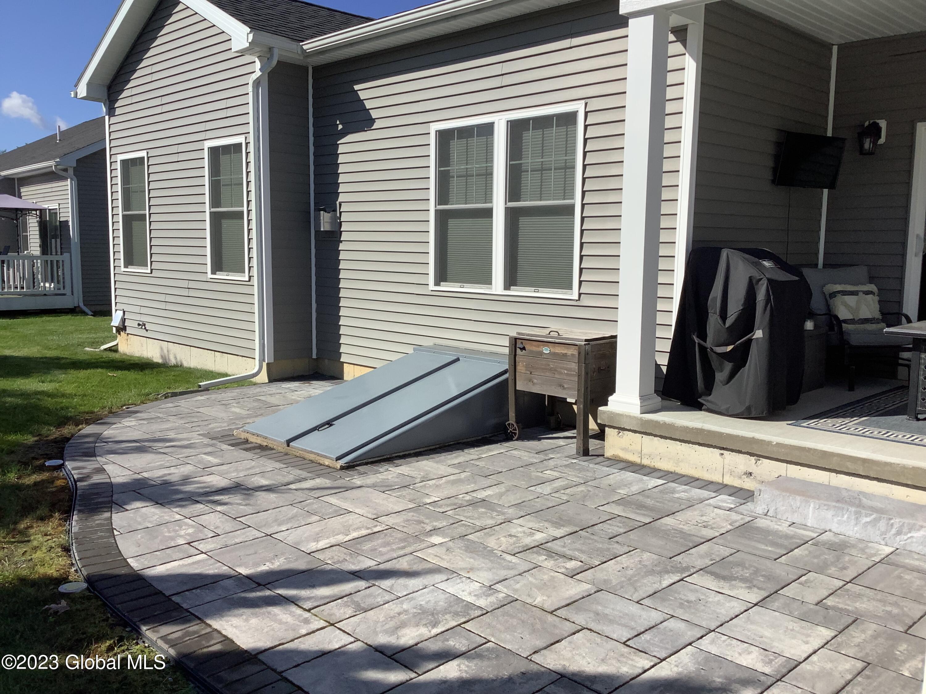 10 David Drive Bethlehem, NY 12077 - Photo 65 of 72 IMG_0059