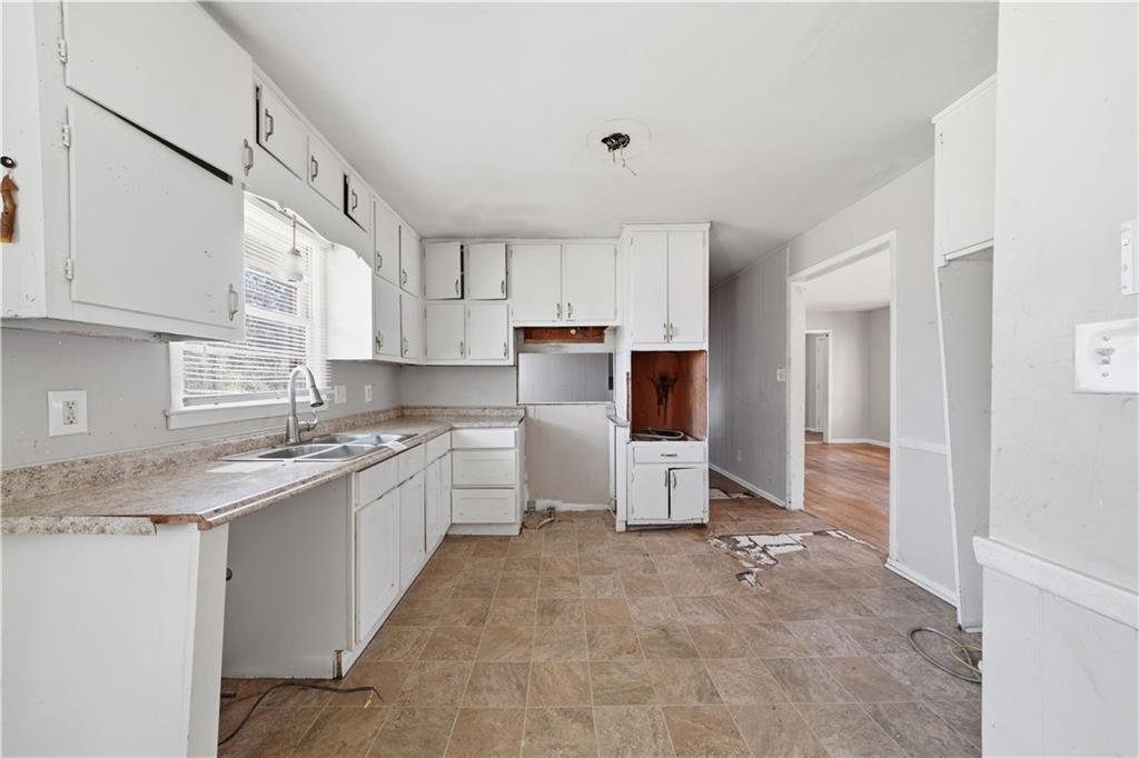 4804 Thompson Mill Road Lithonia, GA 30038 - Photo 10 of 36