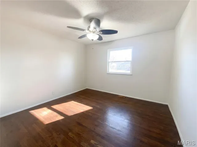 $190,000 | 2543 Saddle Ridge Drive, Florissant, MO 63031