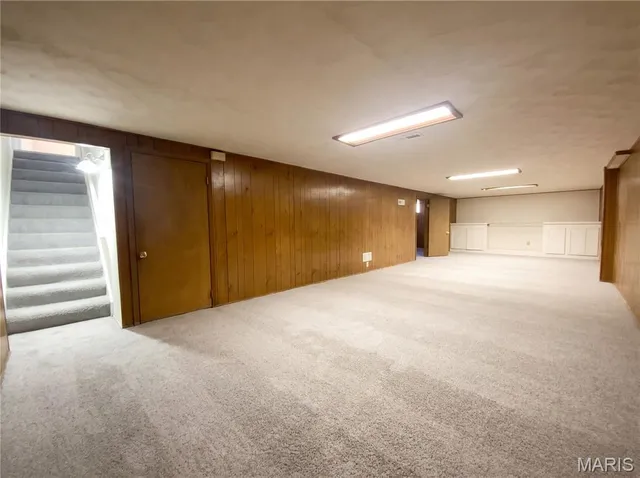 $190,000 | 2543 Saddle Ridge Drive, Florissant, MO 63031