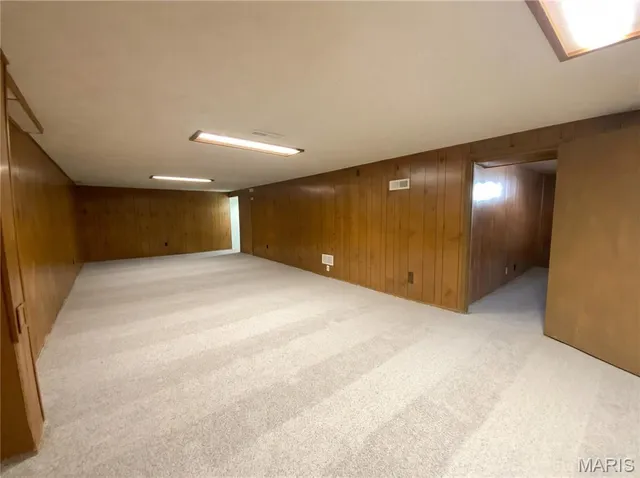 $190,000 | 2543 Saddle Ridge Drive, Florissant, MO 63031