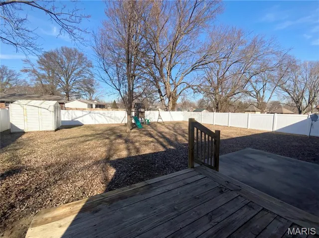 $190,000 | 2543 Saddle Ridge Drive, Florissant, MO 63031