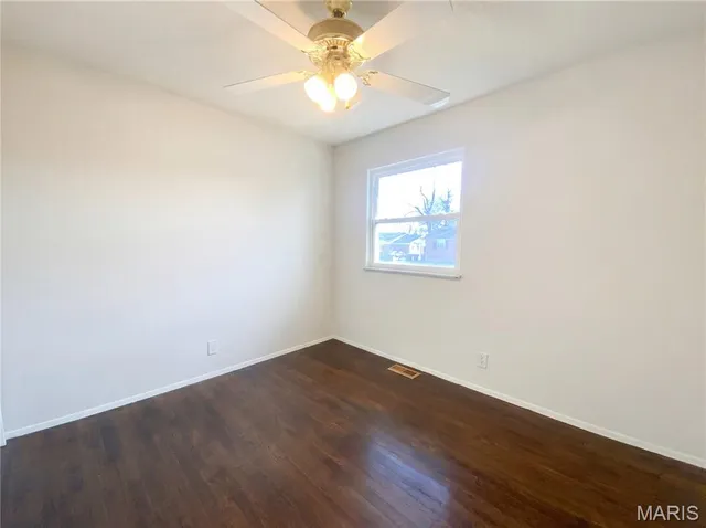 $190,000 | 2543 Saddle Ridge Drive, Florissant, MO 63031