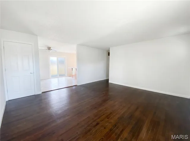 $190,000 | 2543 Saddle Ridge Drive, Florissant, MO 63031