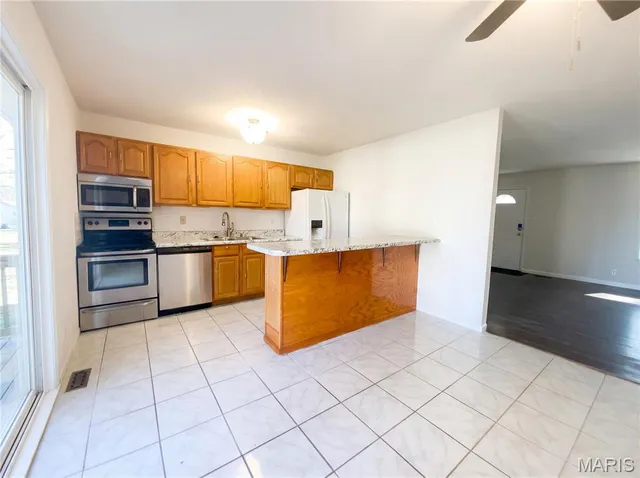 $190,000 | 2543 Saddle Ridge Drive, Florissant, MO 63031