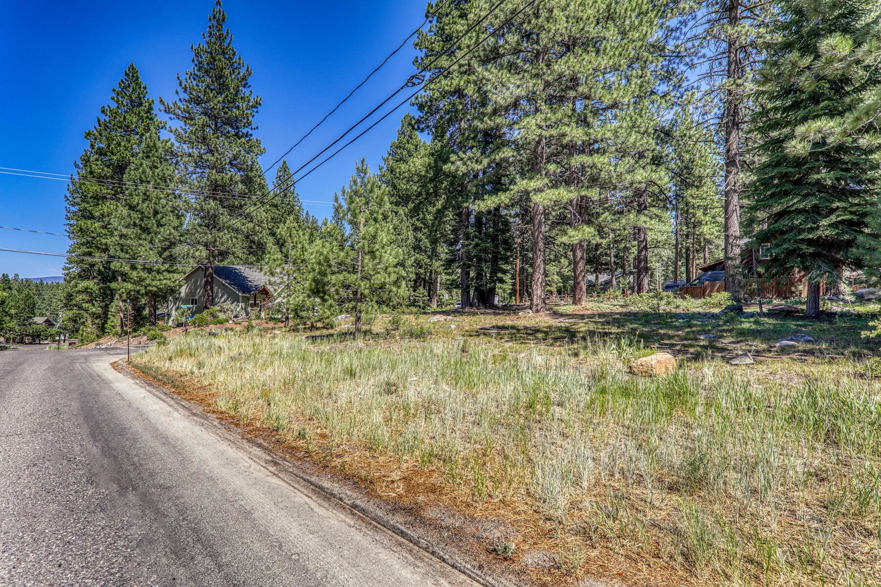 10581 Martis Valley Road Truckee, CA 96161 - Photo 8 of 22 Gallery Image 8