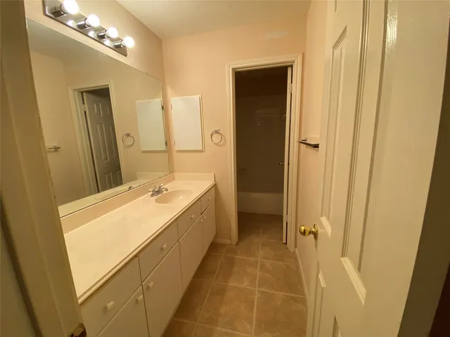 $2,395 | 215 West New Meadows Drive, Sugar Land, TX 77479