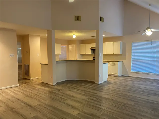 $2,395 | 215 West New Meadows Drive, Sugar Land, TX 77479