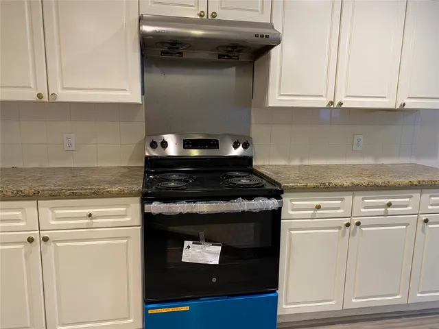 $2,395 | 215 West New Meadows Drive, Sugar Land, TX 77479