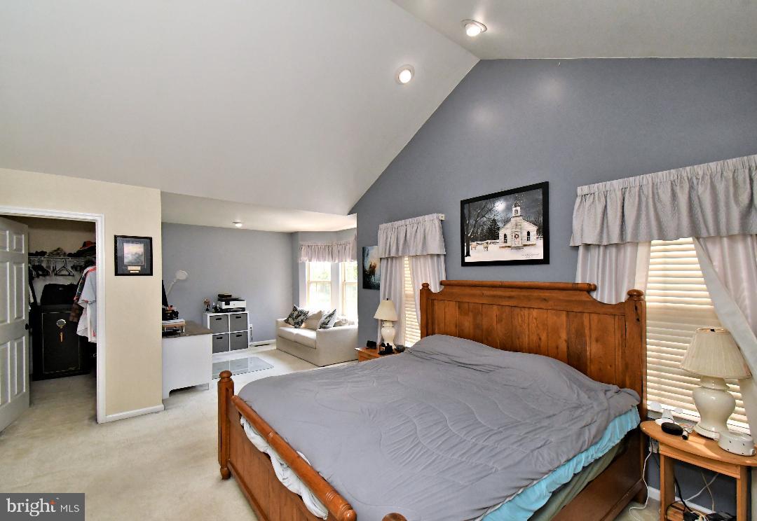 1861 Creekview Lane Jamison, PA 18929 - Photo 22 of 35 Gallery Image 22