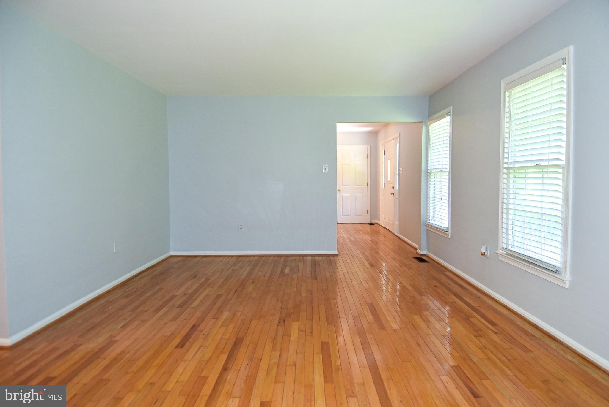 9814 Natick Road Burke, VA 22015 - Photo 11 of 64