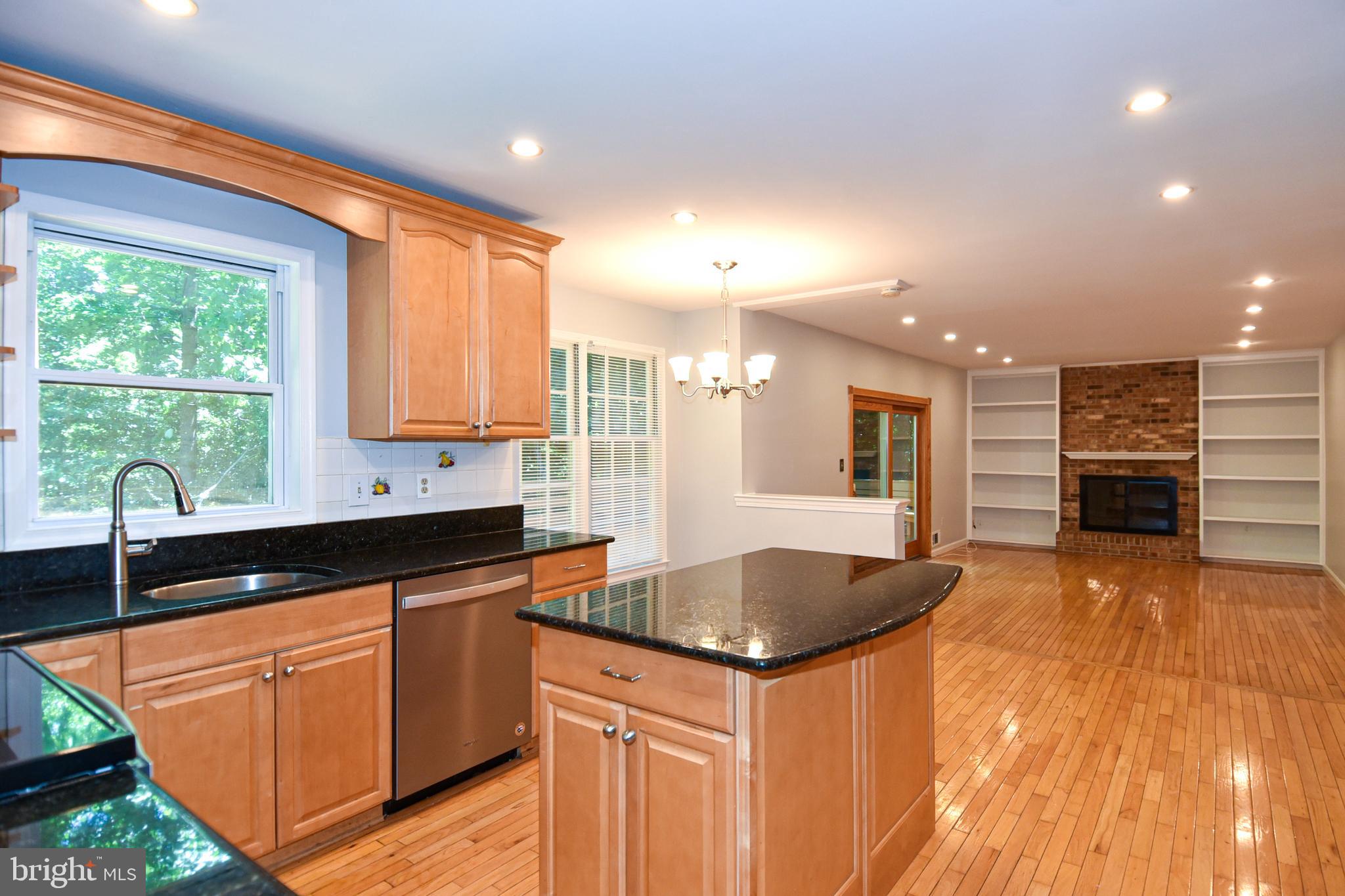 9814 Natick Road Burke, VA 22015 - Photo 18 of 64