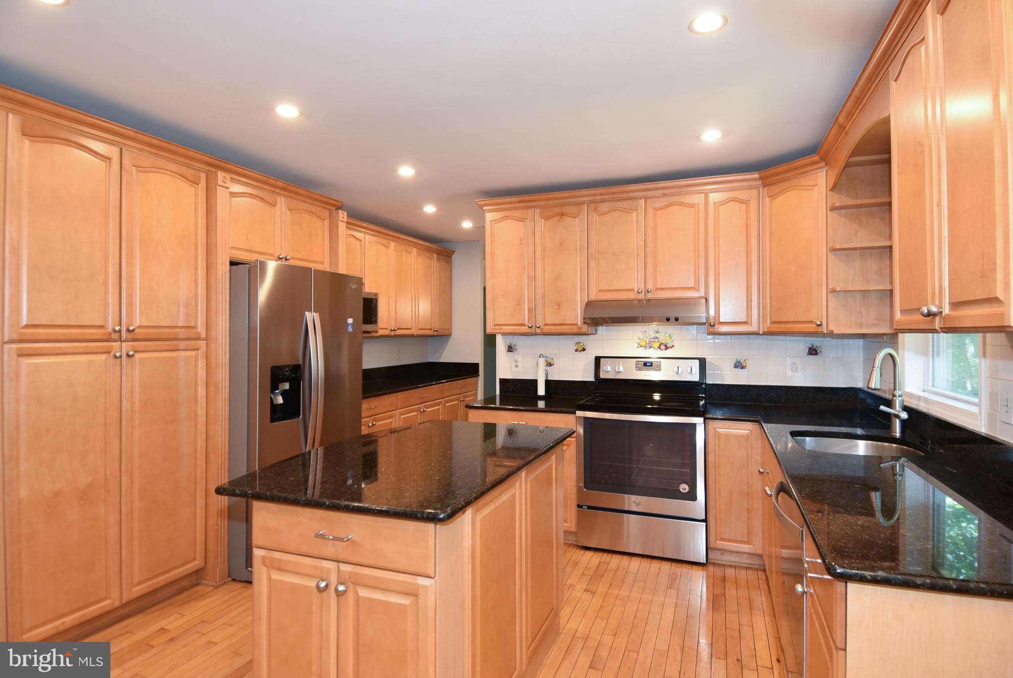 9814 Natick Road Burke, VA 22015 - Photo 21 of 64