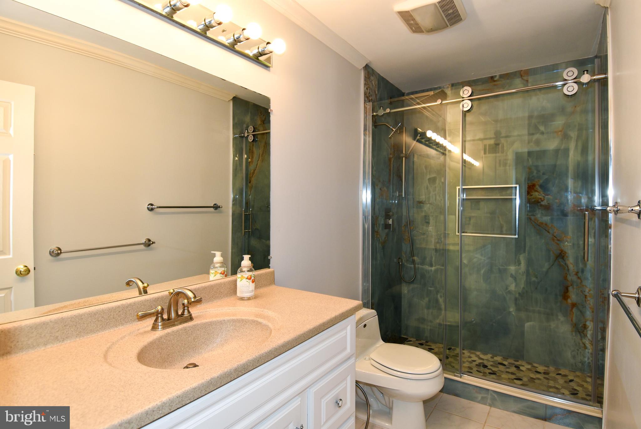 9814 Natick Road Burke, VA 22015 - Photo 36 of 64