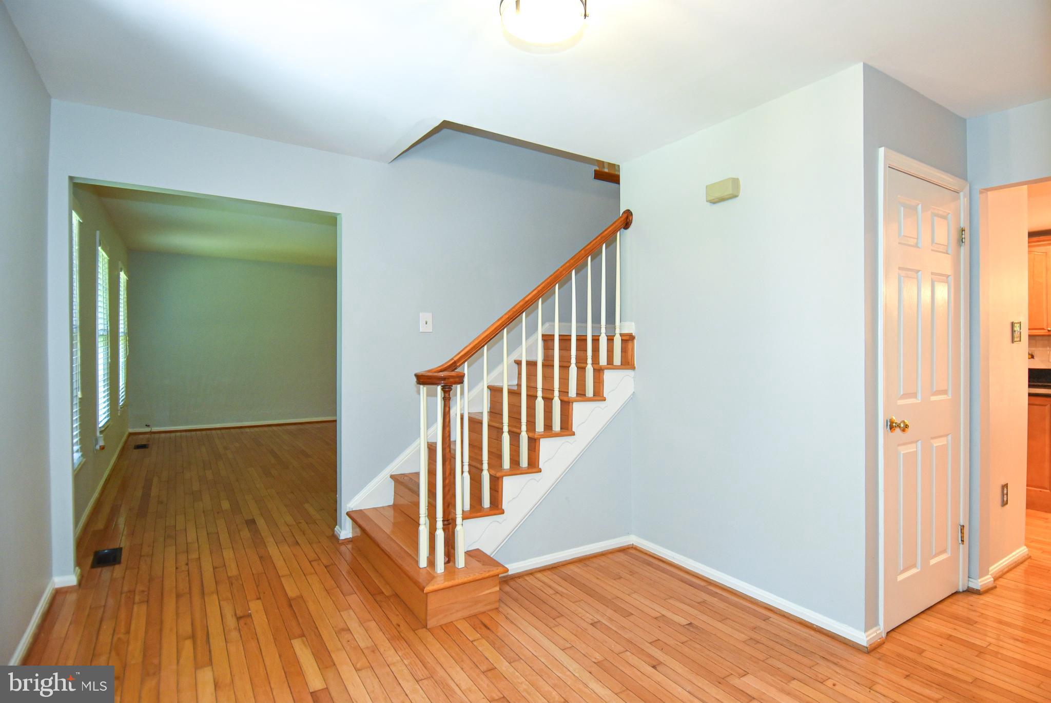 9814 Natick Road Burke, VA 22015 - Photo 4 of 64