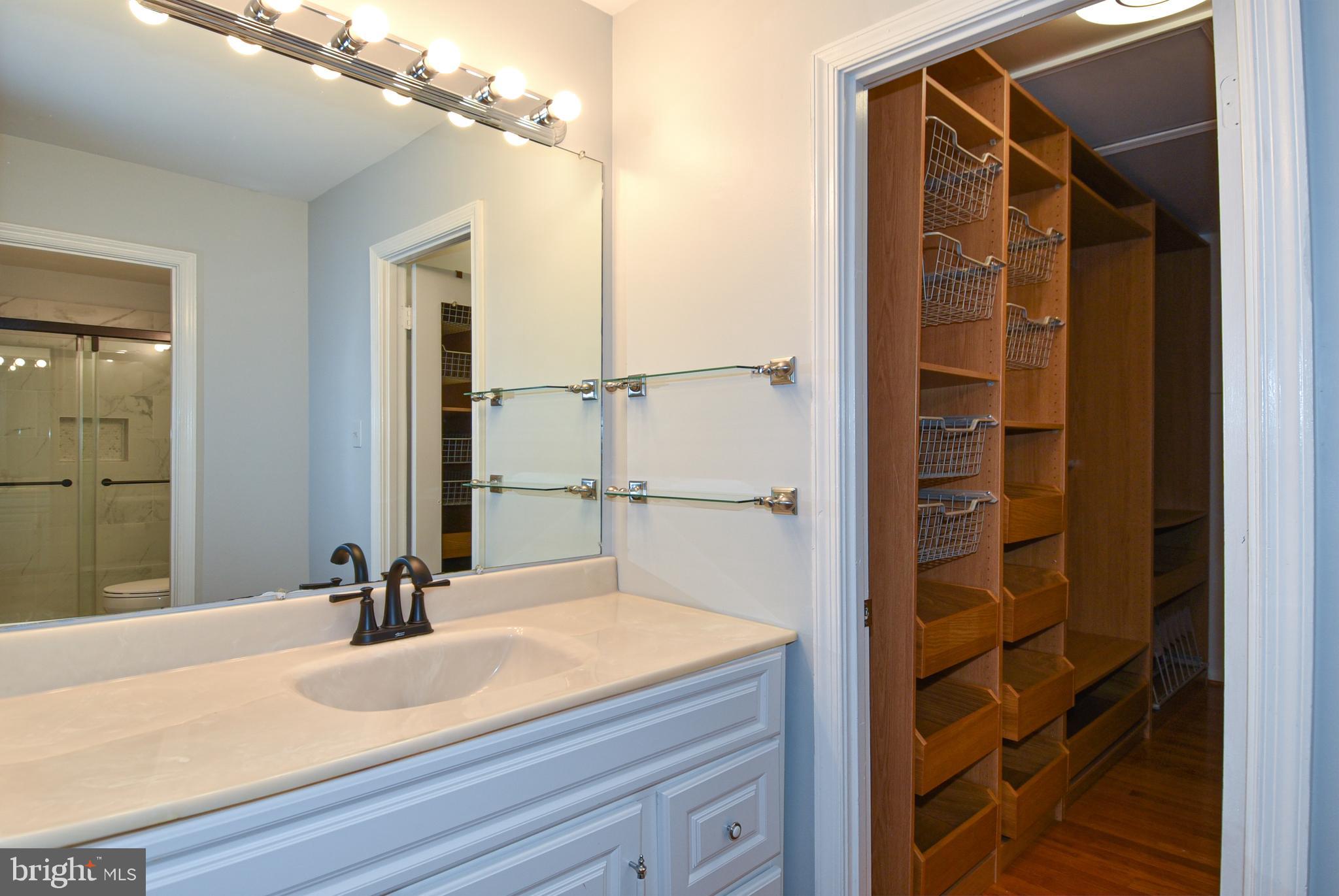 9814 Natick Road Burke, VA 22015 - Photo 42 of 64