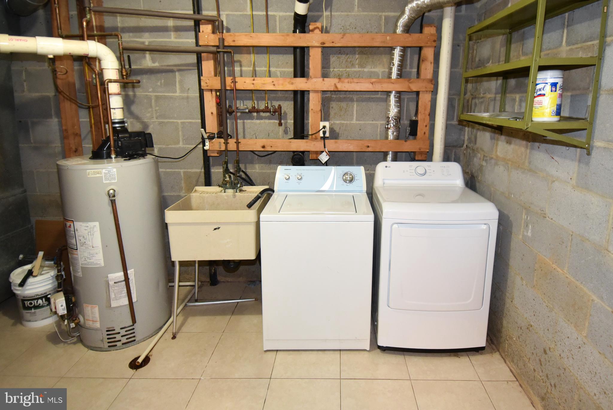 9814 Natick Road Burke, VA 22015 - Photo 48 of 64