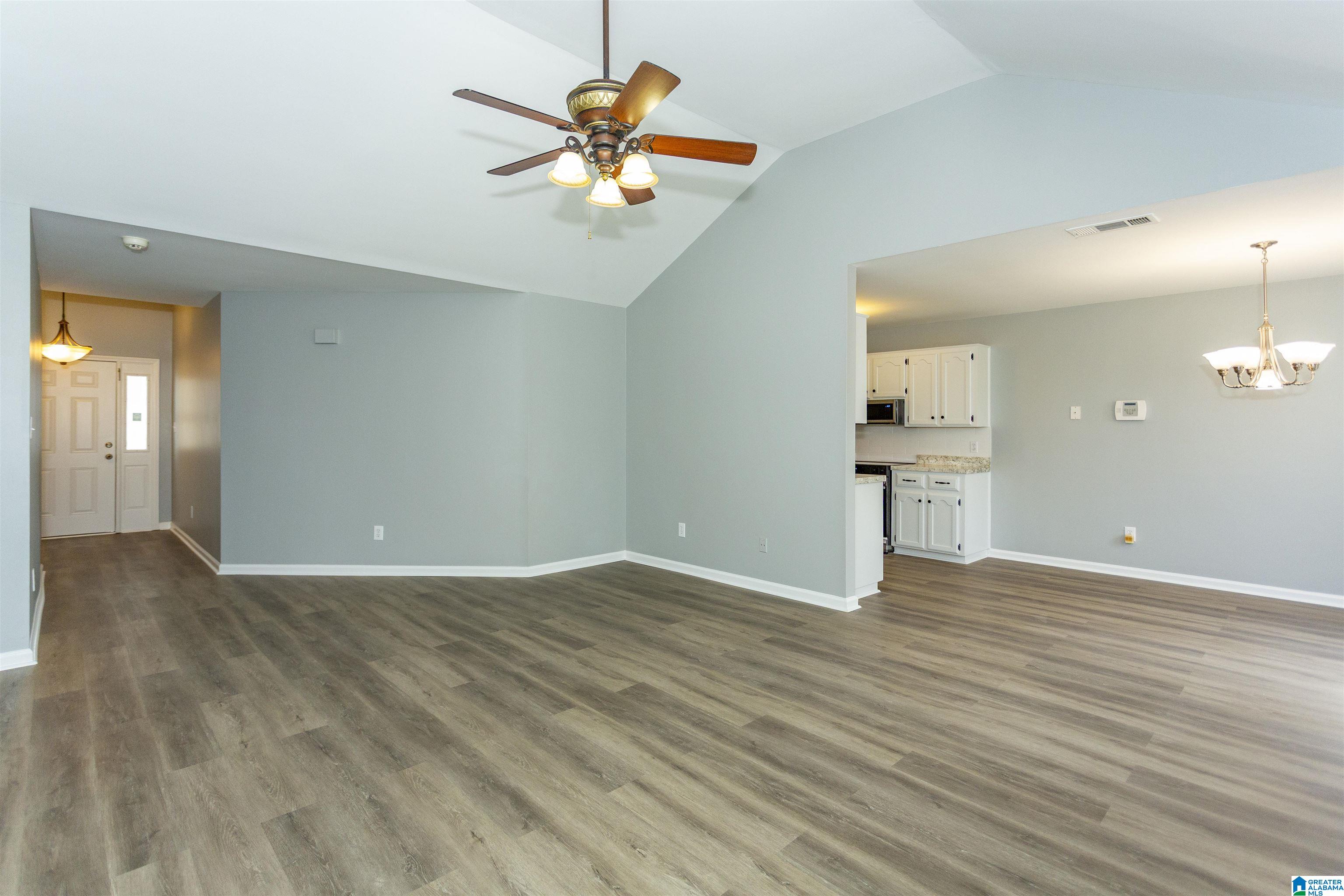 1636 Eastern Valley Road Bessemer, AL 35022 - Photo 5 of 28