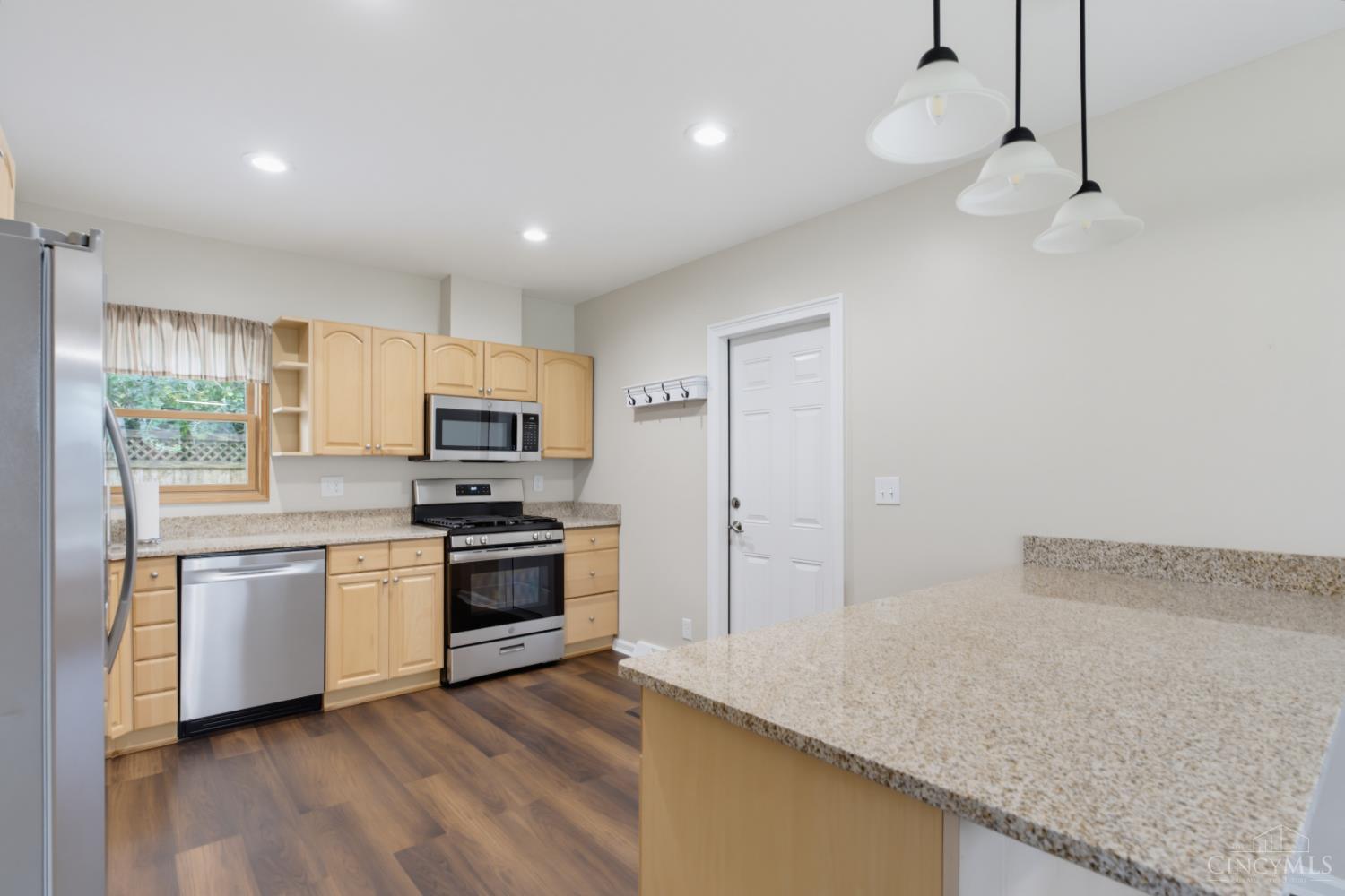 8265 Forest Road Cincinnati, OH 45255 - Photo 15 of 61 Gallery Image 15