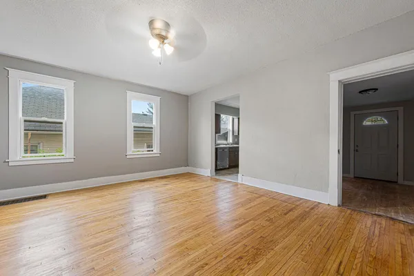 $195,000 | 322 East Vine Street, Mankato, MN 56001