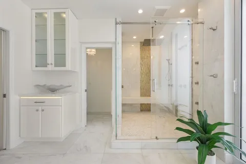 $1,675,000 | 111 Southeast 8th Avenue, Unit PH1701, Fort Lauderdale, FL 33301