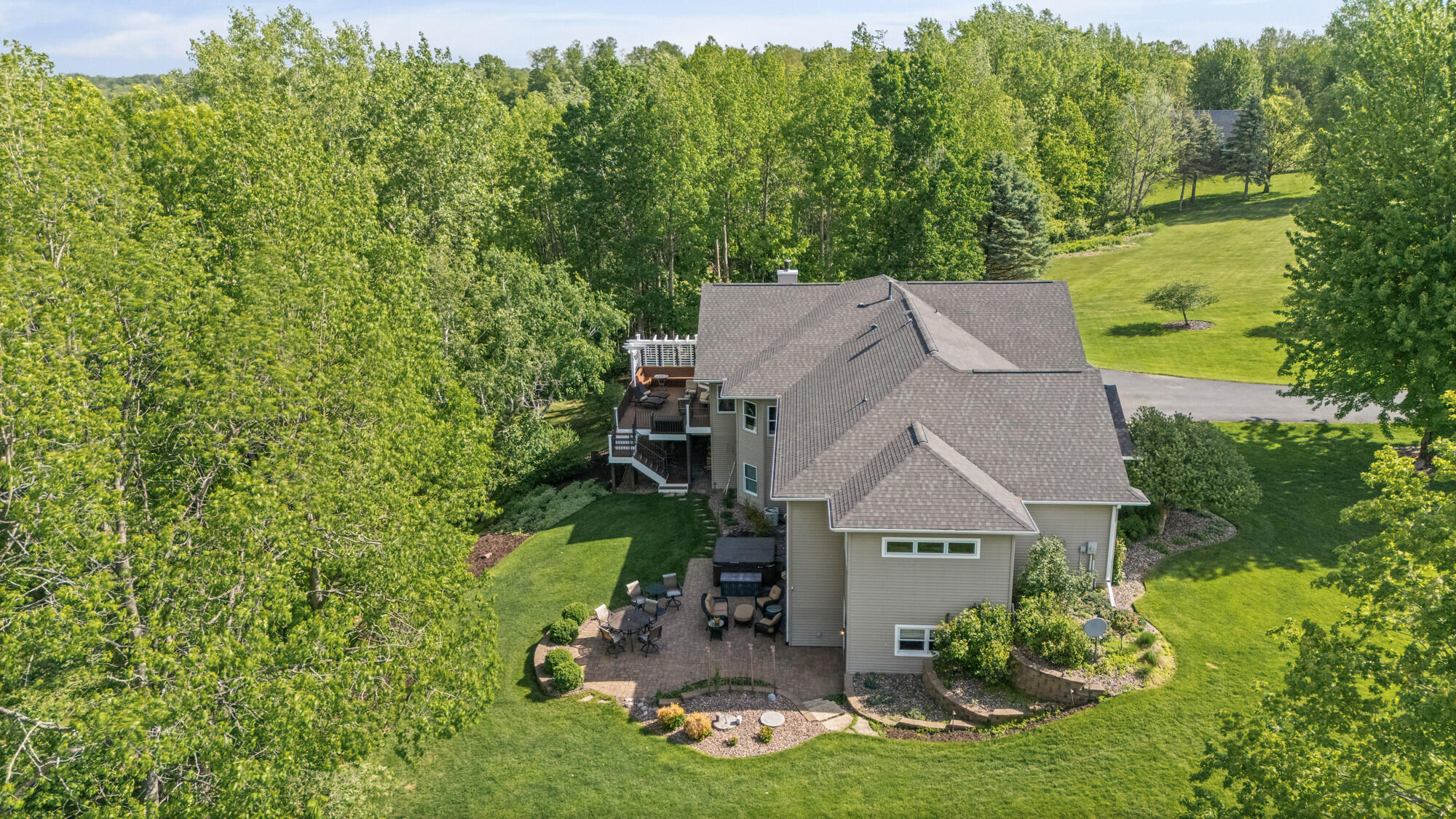 N5295 North Innsbruck Road Onalaska, WI 54650 - Photo 46 of 51 House Views 2