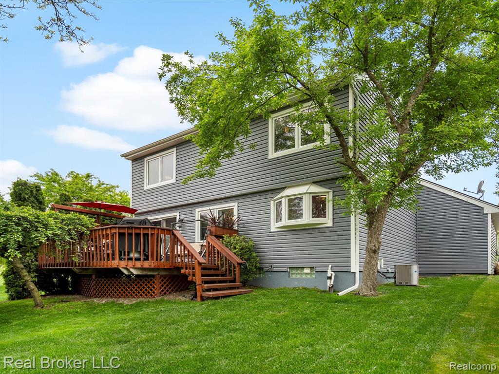 1480 Colony Drive Rochester Hills, MI 48307 - Photo 5 of 58