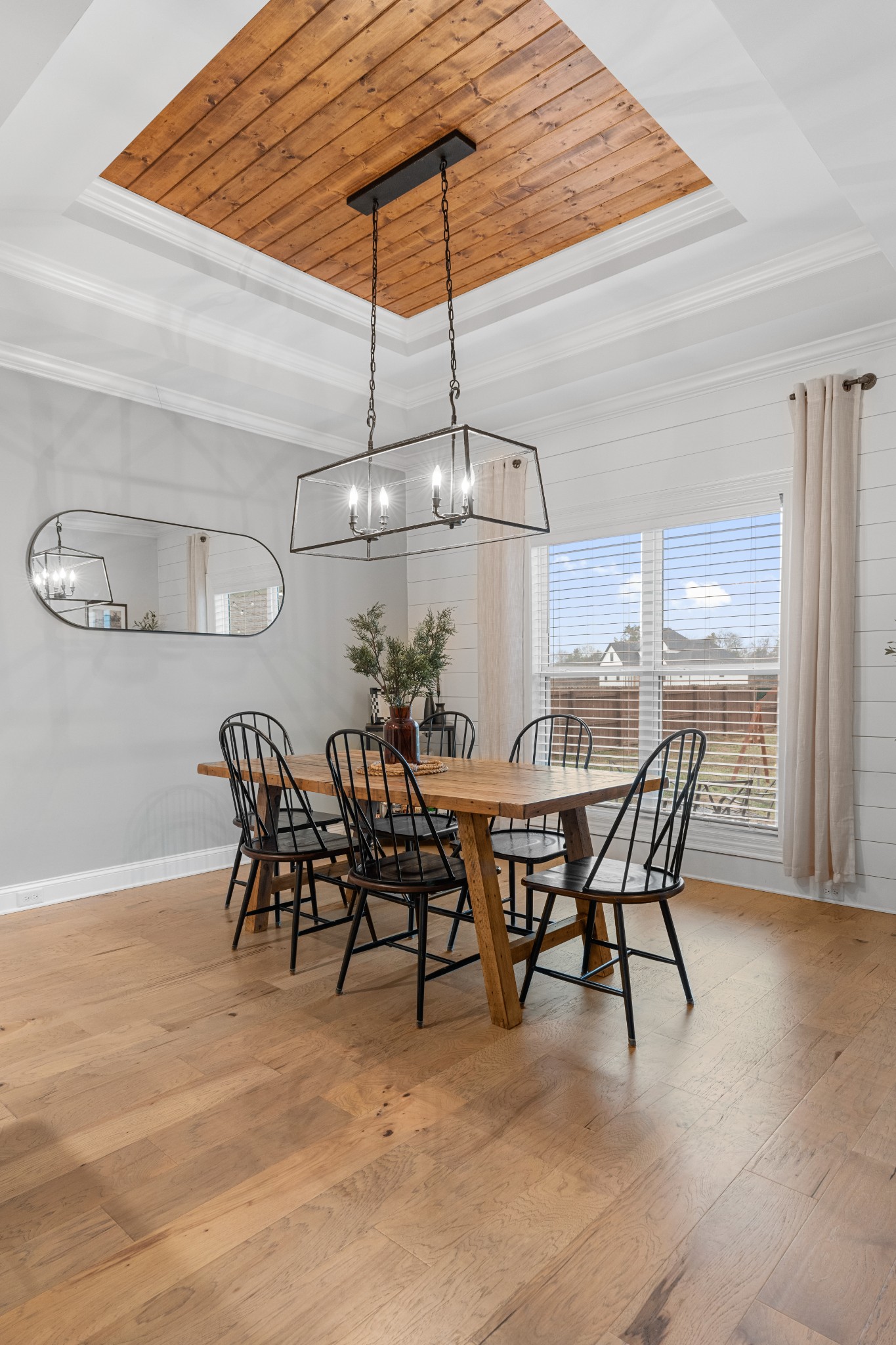 111 Flat Woods Road Lebanon, TN 37090 - Photo 26 of 60 a view of a dining room with furniture and chandelier