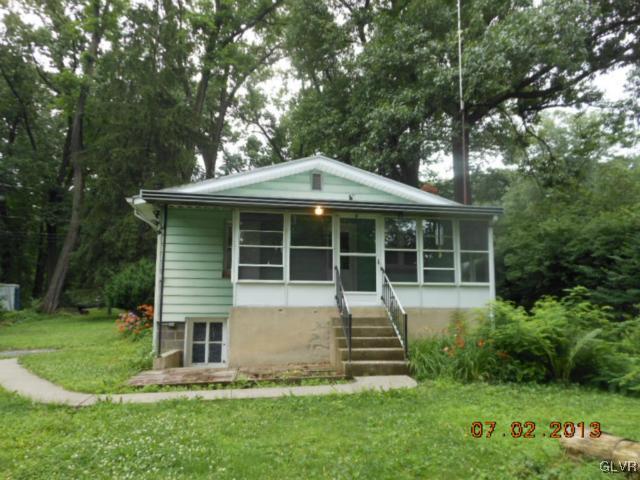 455 Stoneridge Road Emmaus, PA 18049 - Photo 2 of 16 Gallery Image 2
