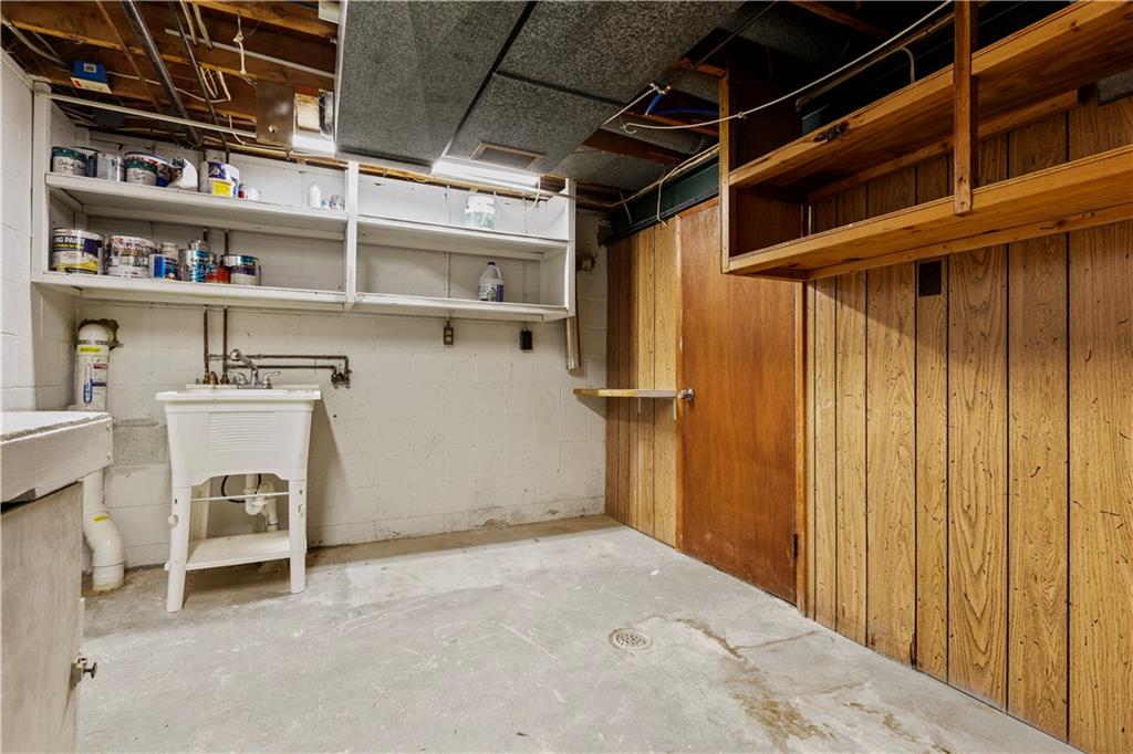 151 Edgewood Drive Beaver, PA 15009 - Photo 19 of 22