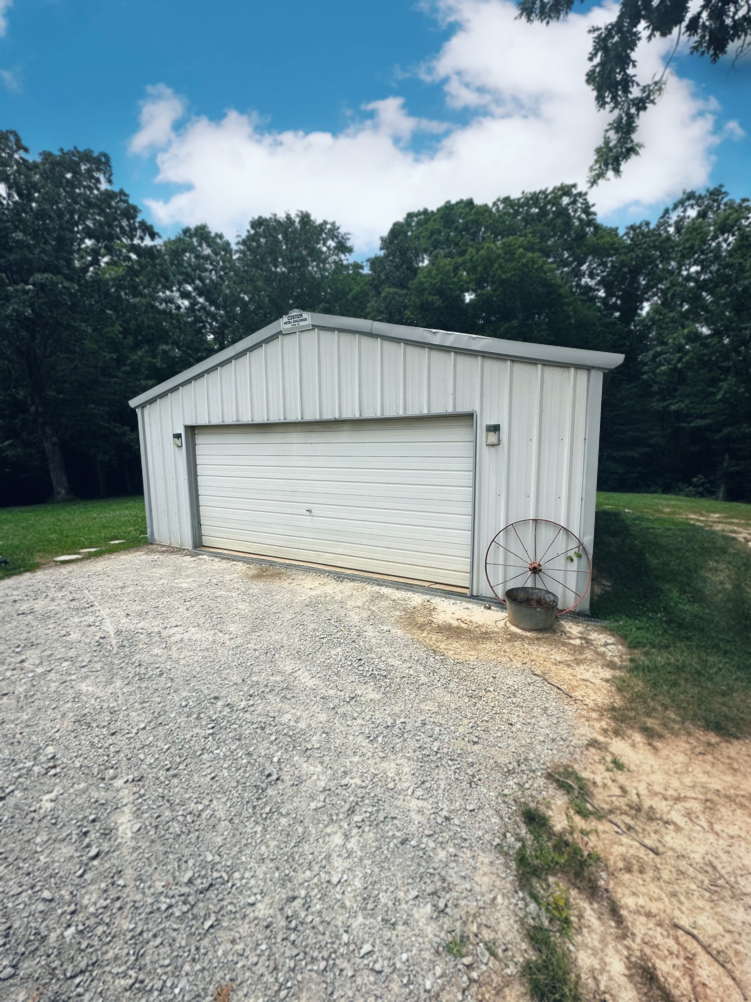 285 Birdsong Road Camden, TN 38320 - Photo 11 of 36 Gallery Image 11
