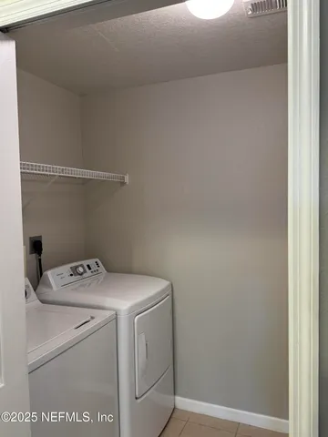 $1,725 | 8550 Touchton Road, Unit 1723, Jacksonville, FL 32216