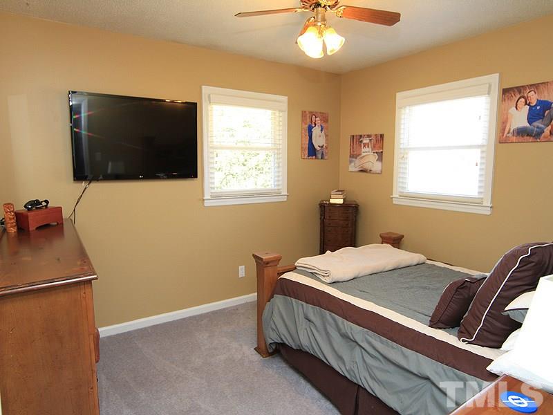 1822 Stage Road Durham, NC 27703 - Photo 7 of 16 Gallery Image 7