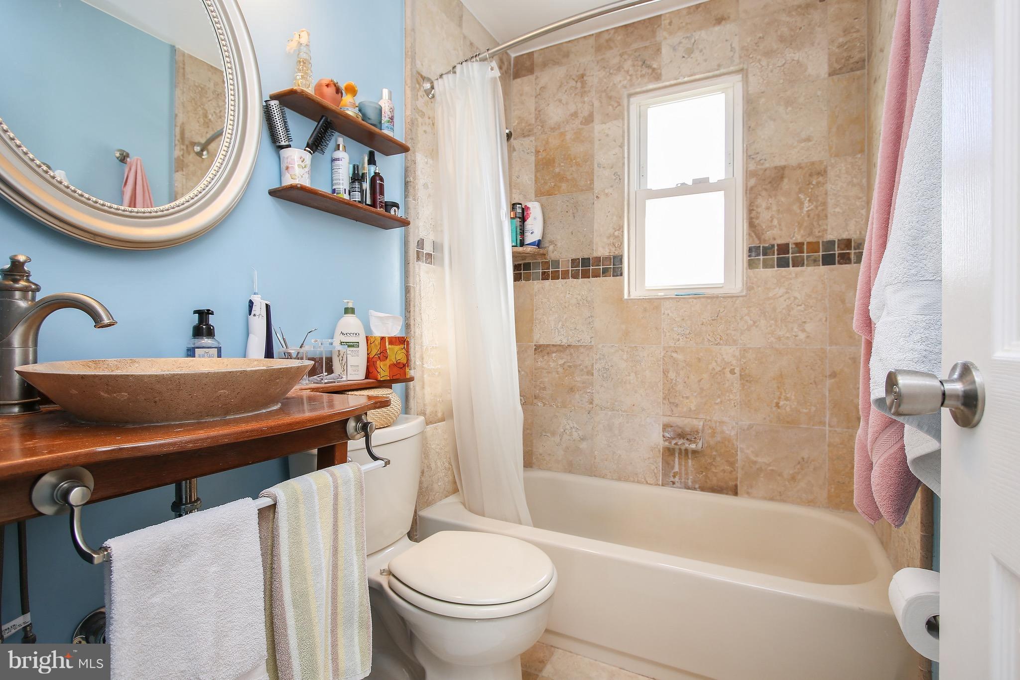 17131 Longdraft Road Gaithersburg, MD 20878 - Photo 19 of 30 Bath