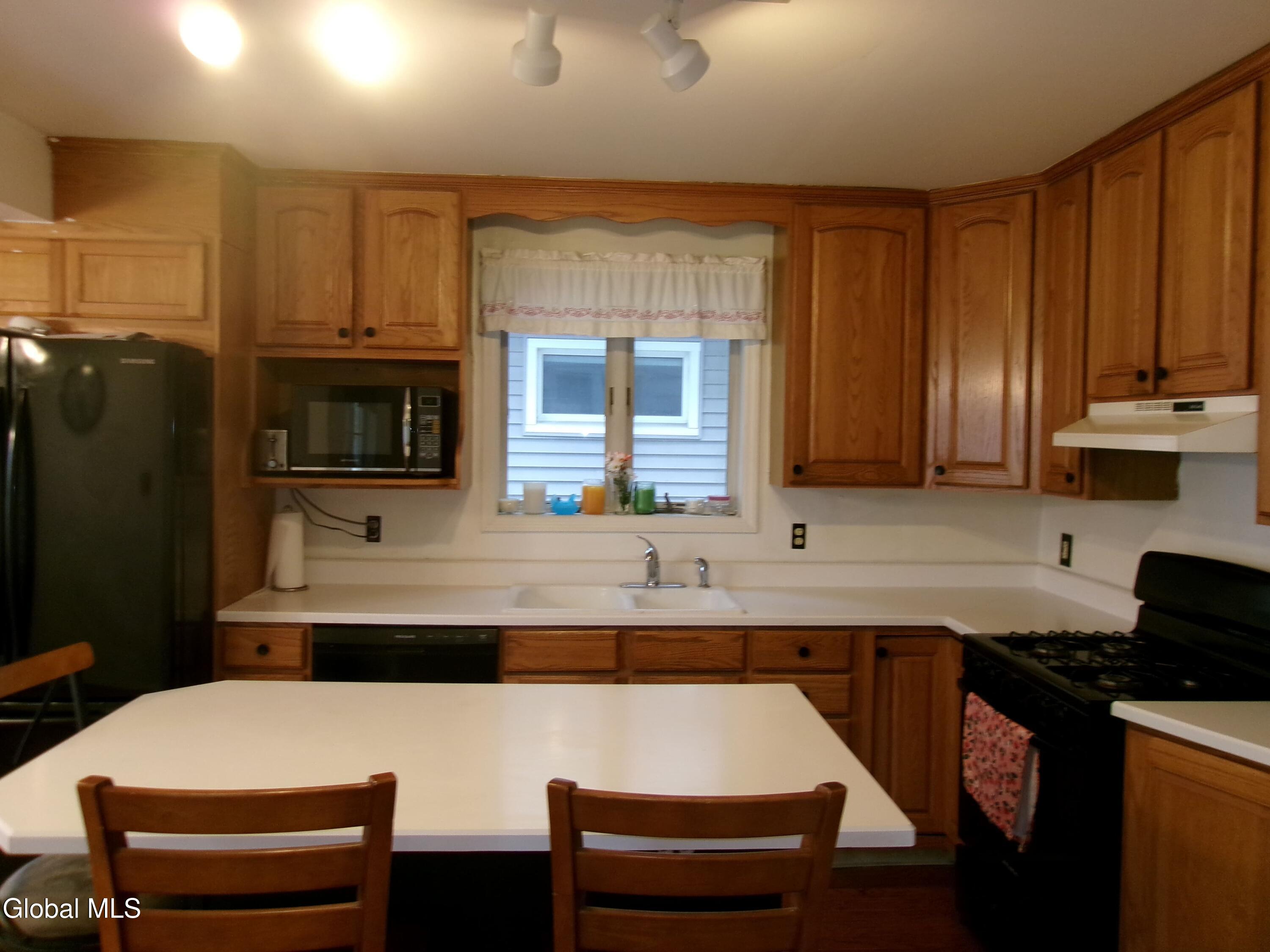106 Vley Road Scotia, NY 12302 - Photo 16 of 53 16