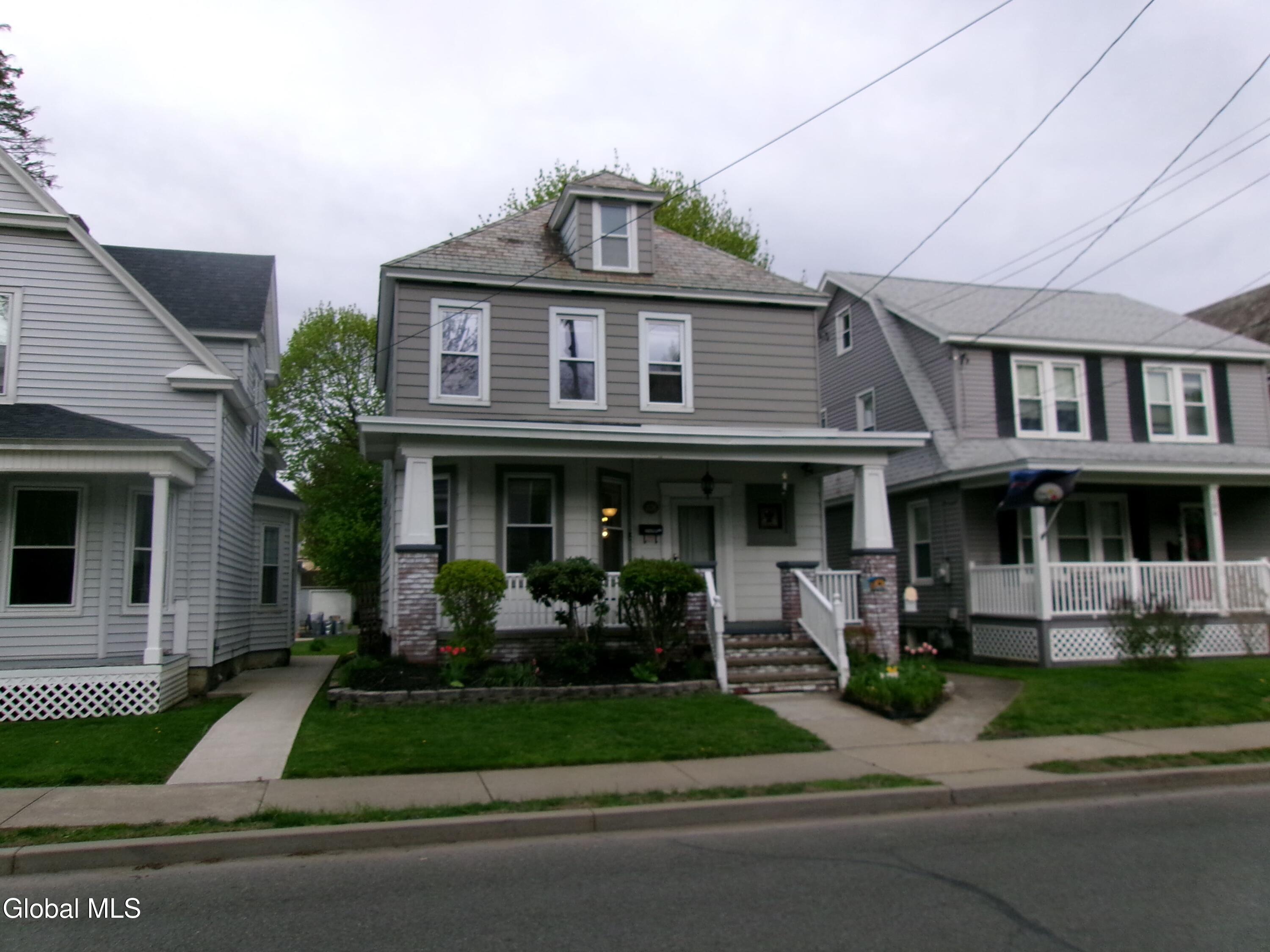 106 Vley Road Scotia, NY 12302 - Photo 2 of 53 2