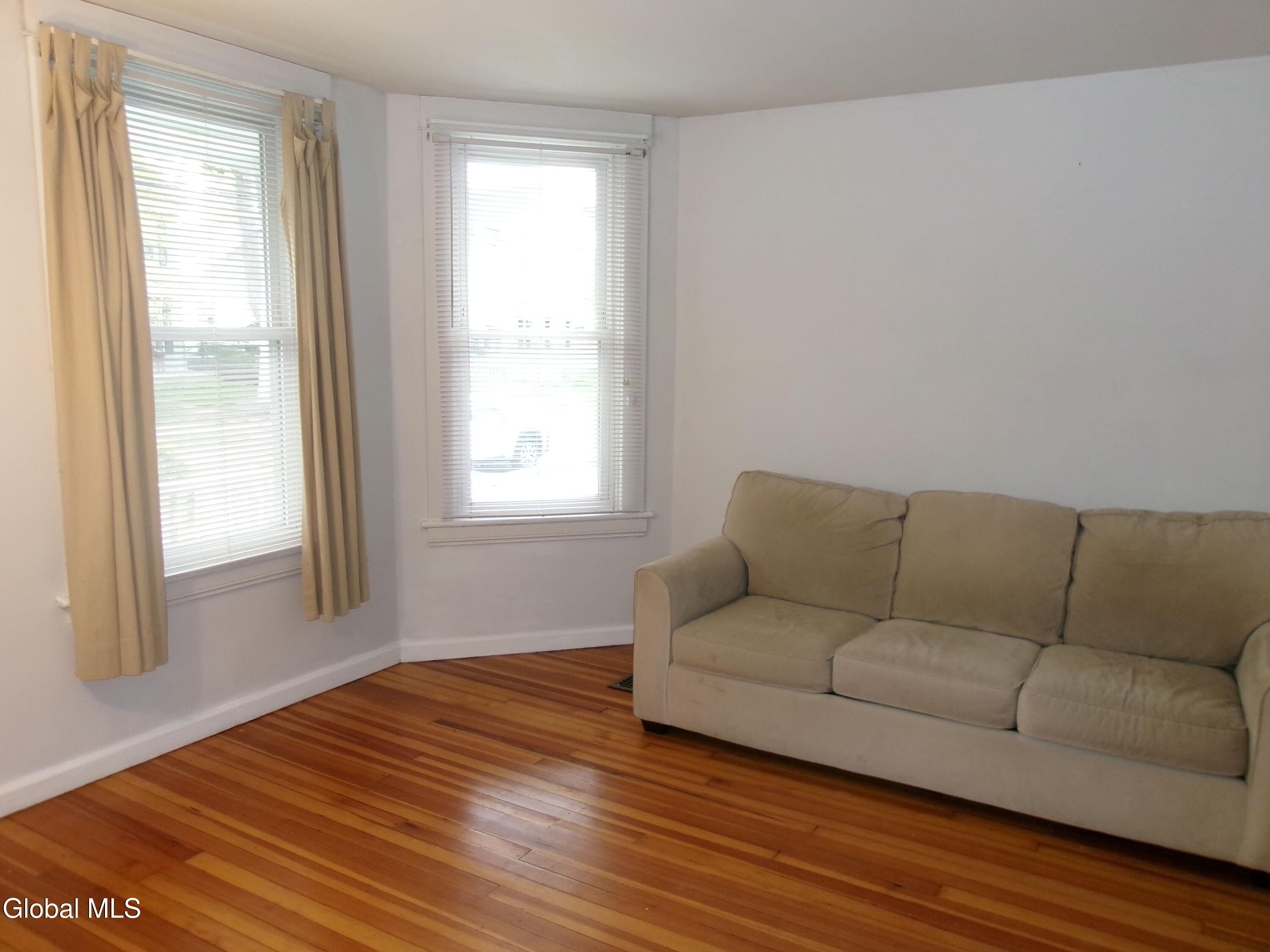 106 Vley Road Scotia, NY 12302 - Photo 9 of 53 9