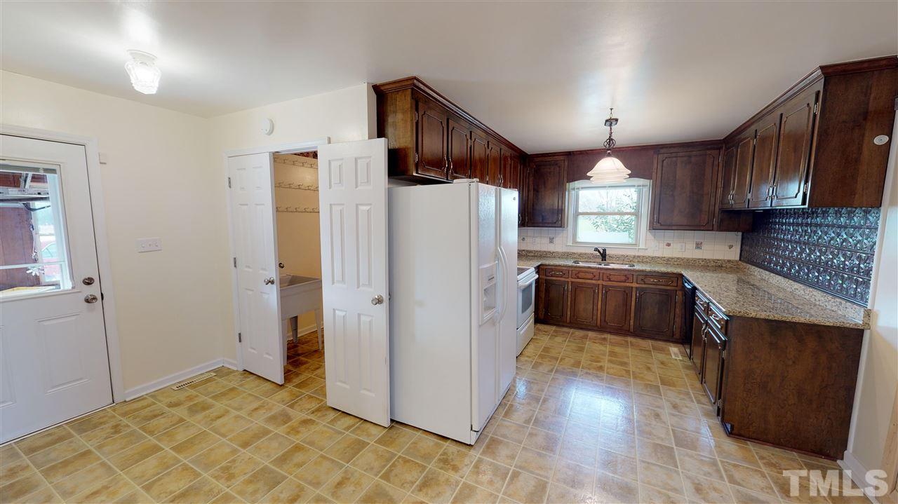 2804 Polenta Road Clayton, NC 27520 - Photo 11 of 30 Gallery Image 11