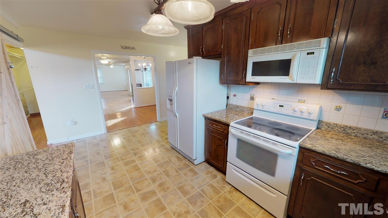 2804 Polenta Road Clayton, NC 27520 - Photo 12 of 30 Gallery Image 12