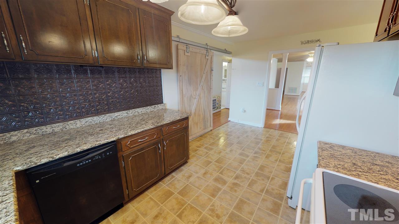 2804 Polenta Road Clayton, NC 27520 - Photo 13 of 30 Gallery Image 13