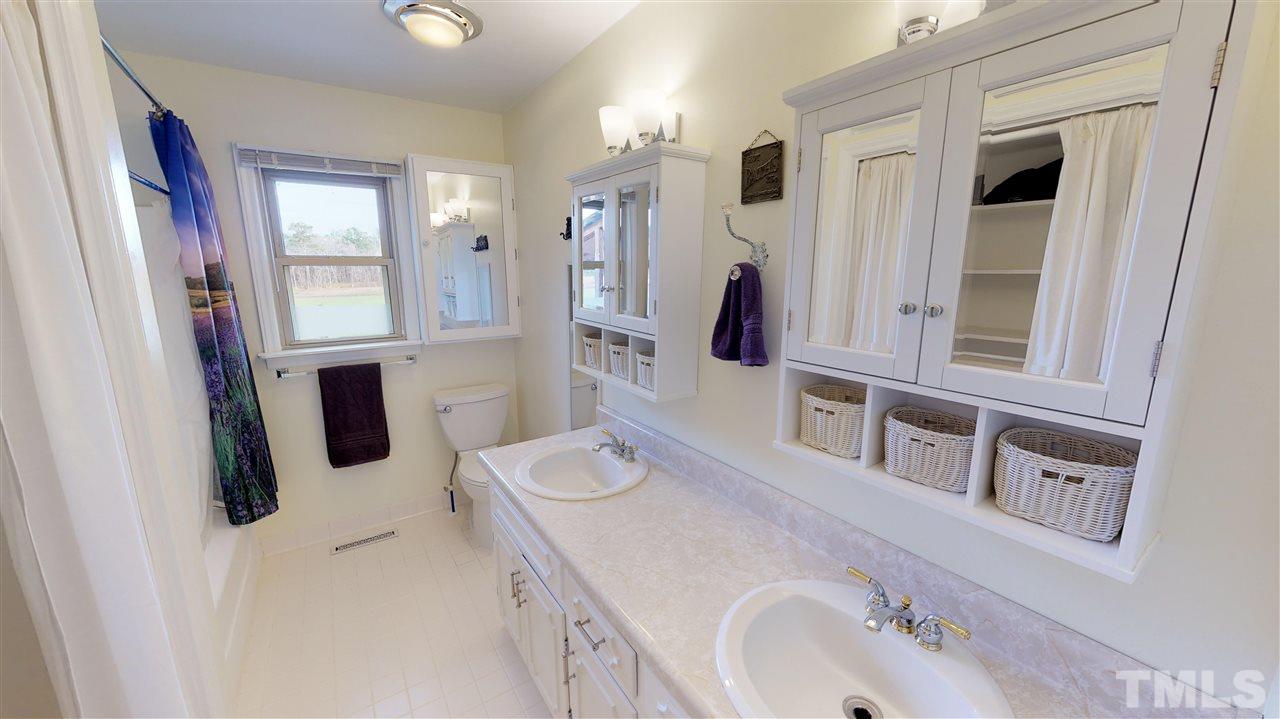 2804 Polenta Road Clayton, NC 27520 - Photo 16 of 30 Gallery Image 16