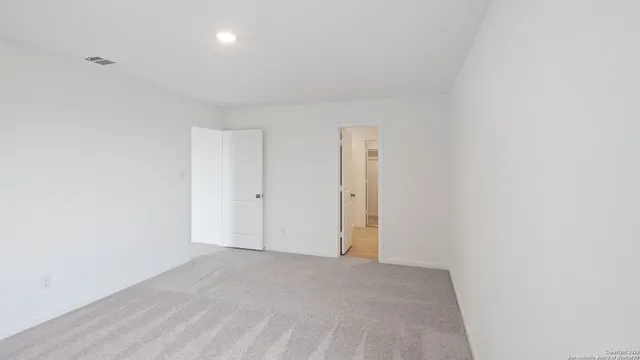 $1,595 | 14243 Enfield, San Antonio, TX 78245